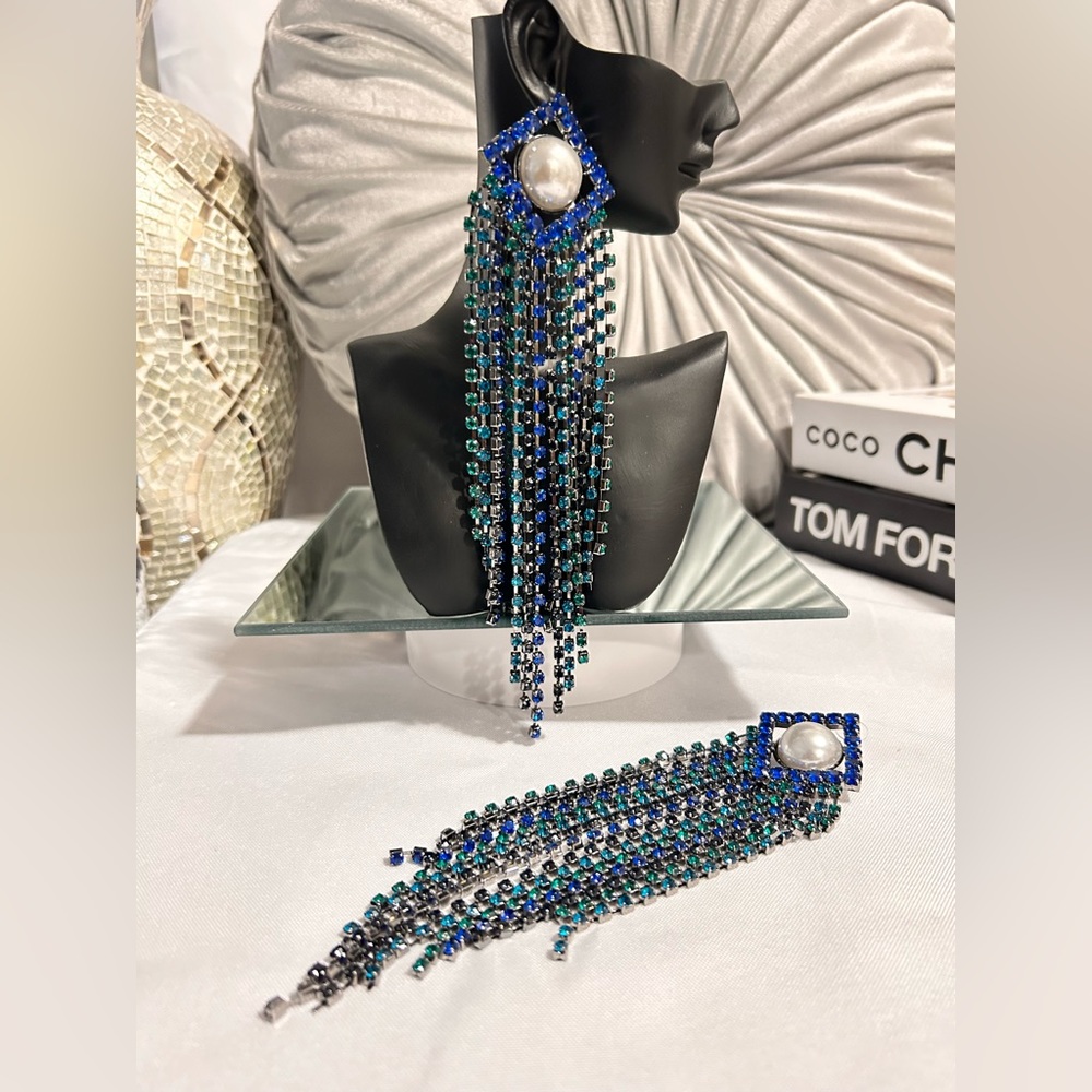 Luxury fashion blue earrings tassels
